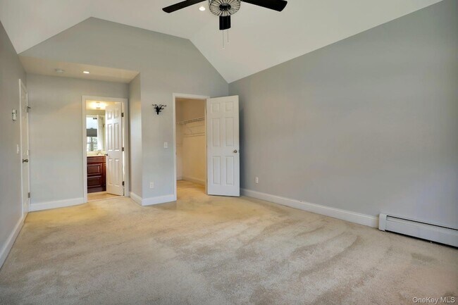 Building Photo - 32 Delamere St