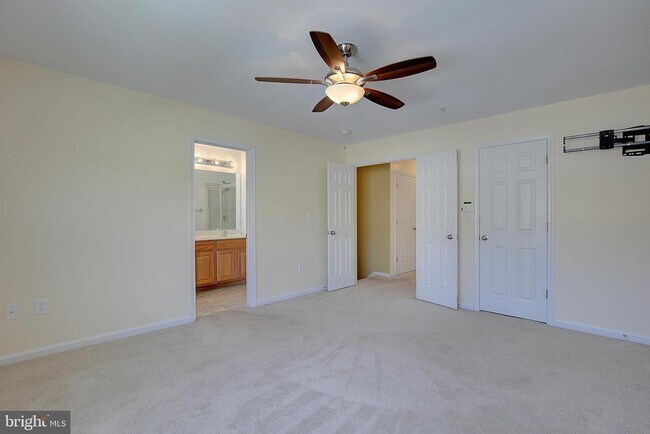 Building Photo - 105 Polo Way