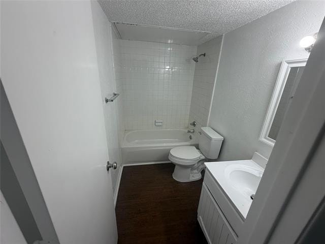 Building Photo - 5415 Queen Ct