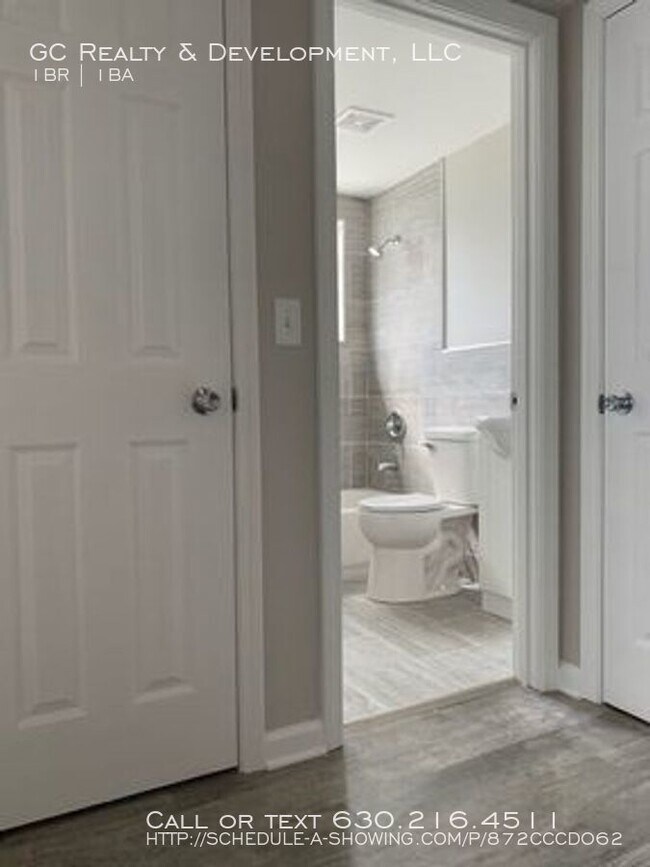 Building Photo - 342 Wilson Ave