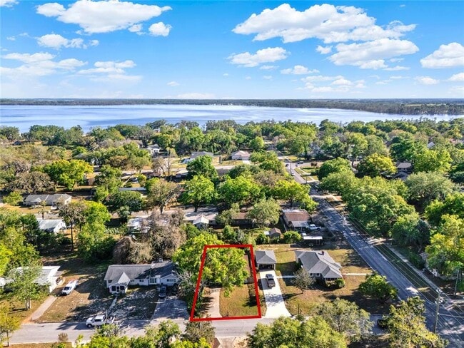 Building Photo - 1179 Seminole St