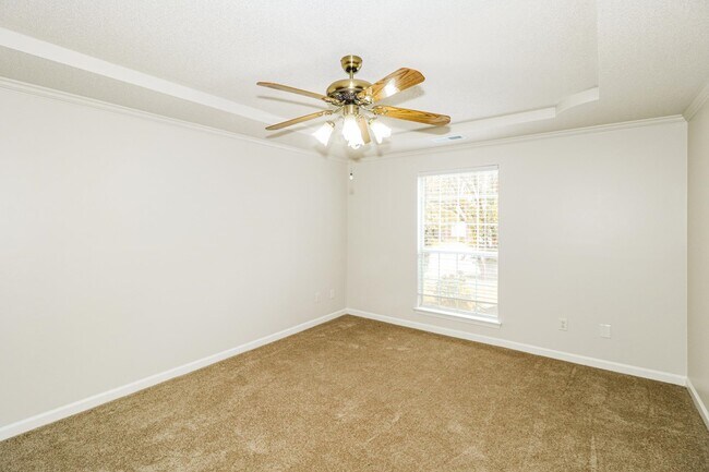 Building Photo - 11215 Ram Hill Cove