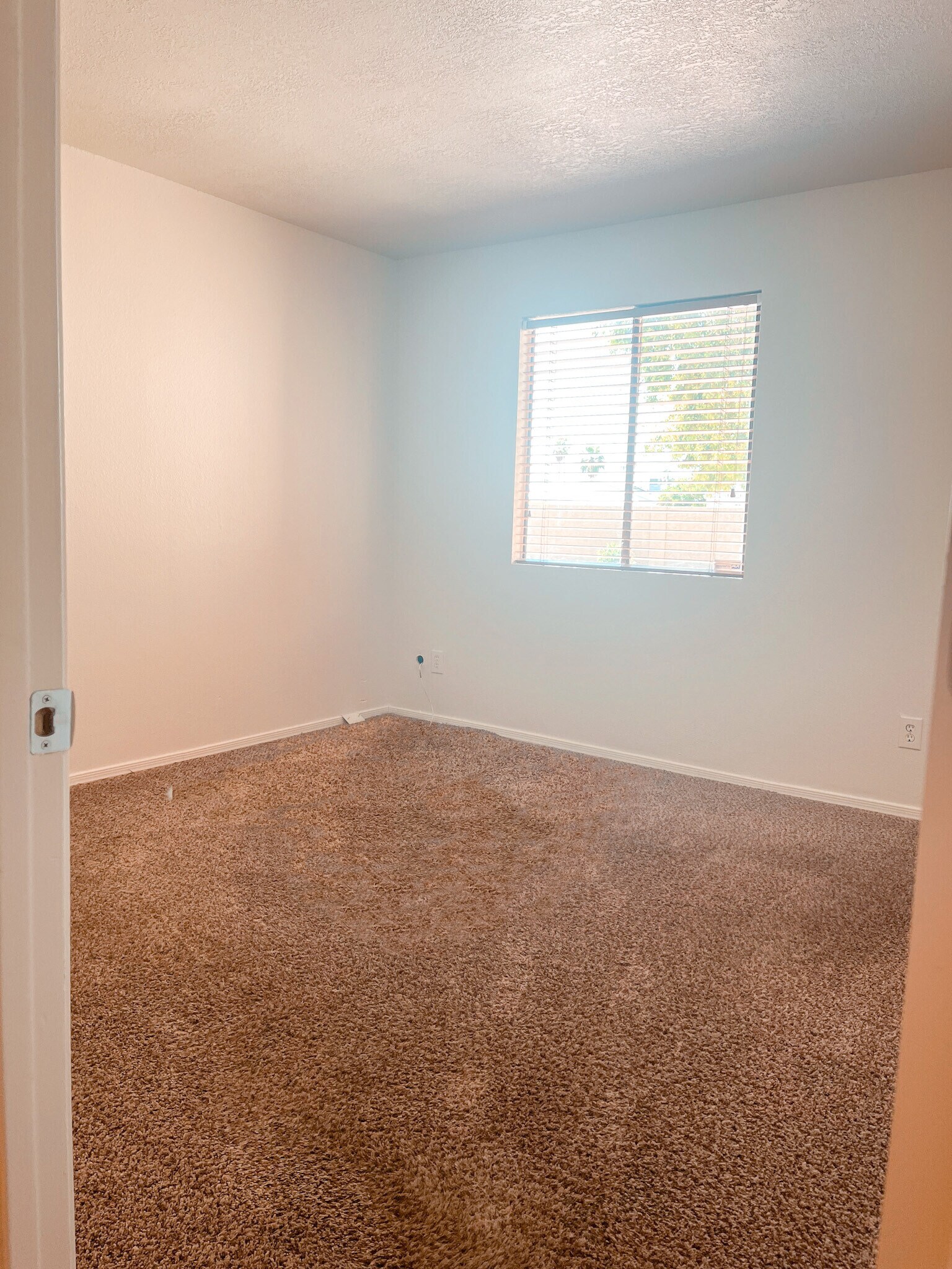 Building Photo - 1915 N Scovel St