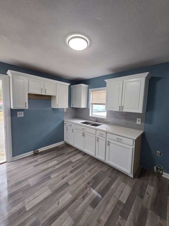 Building Photo - 3 Bedroom Home in Gastonia!!