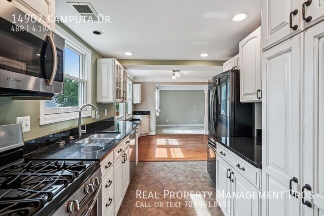 Building Photo - 14907 Kamputa Dr