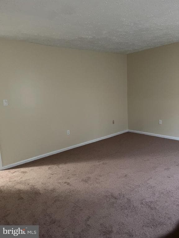 Building Photo - 2420 Rosecroft Ct