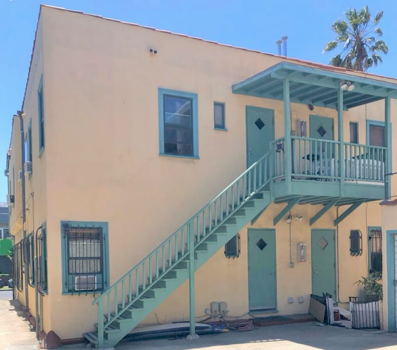 Building Photo - 7007 Willoughby Ave