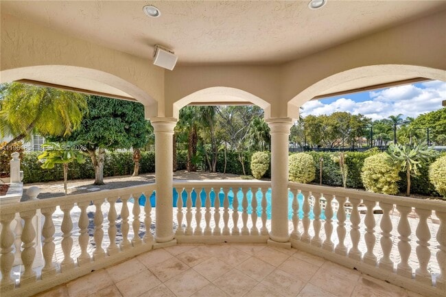 Building Photo - 129 Gavilan Ave