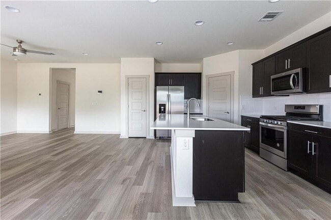 Building Photo - 1801 Bonham Ln