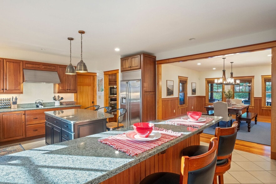 Building Photo - 20 Yellow Birch Cir