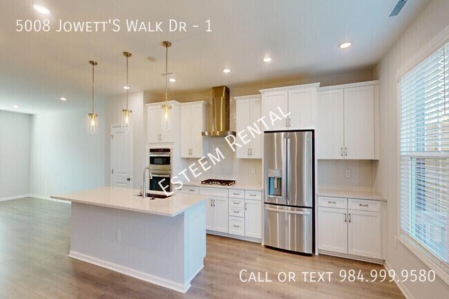 Building Photo - 5008 Jowett's Walk Dr