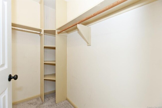 Building Photo - 103 Stratford Dr