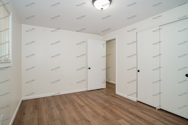 Building Photo - 5244 Refugee Rd