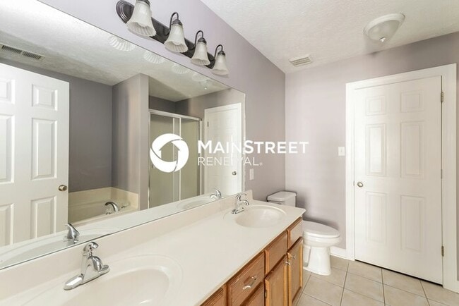 Building Photo - 3 Bedroom Pet-Friendly Home in JACKSON, TN...