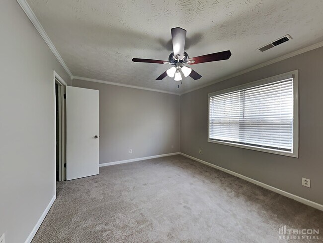 Building Photo - 4073 Red Laurel Way SW