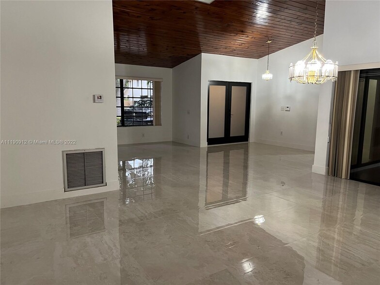 Building Photo - 8321 NW 167th Ter