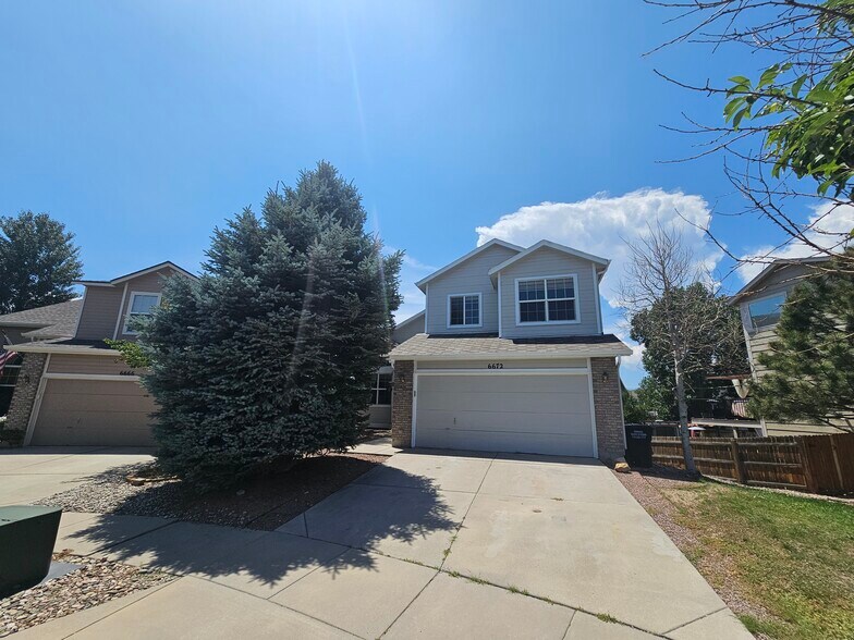 Primary Photo - 6672 Wild Indigo Dr