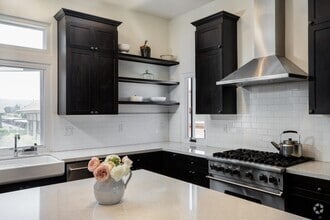 Building Photo - 540 Fierro Loop