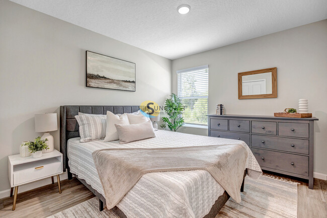 Building Photo - 6487 Breezy Oaks Wy