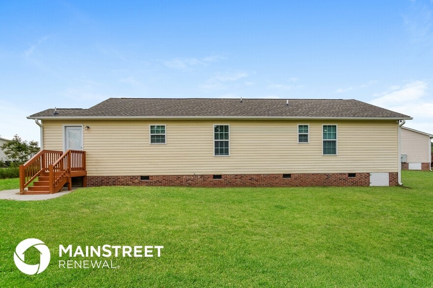 Building Photo - 121 Jethro Cir