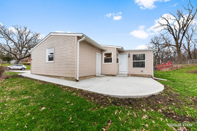 Building Photo - 206 Timber Trail