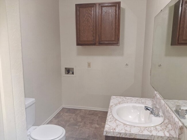 Building Photo - 1409 Paseo del Oro