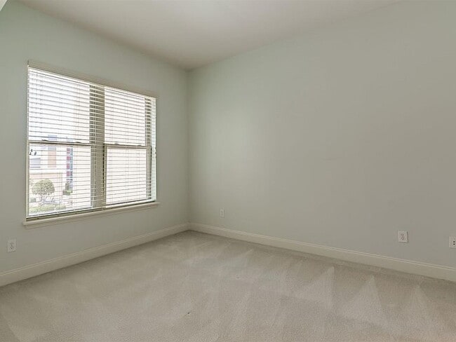 Building Photo - "Spacious 2-Bed, 2-Bath Gem in Columbia's Heartland – 1412 Sq Ft of Comfort!"