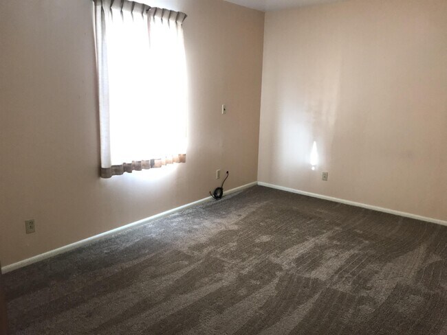 Building Photo - 15 Arapahoe Trail