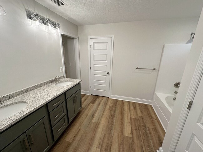 Building Photo - 4271 Ginger Trail