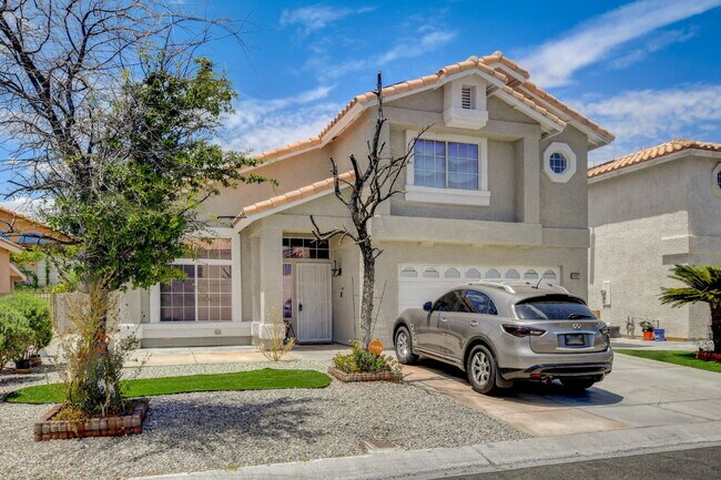 Building Photo - Recently Remodeled 3 Bedroom 2 Bathroom Town House