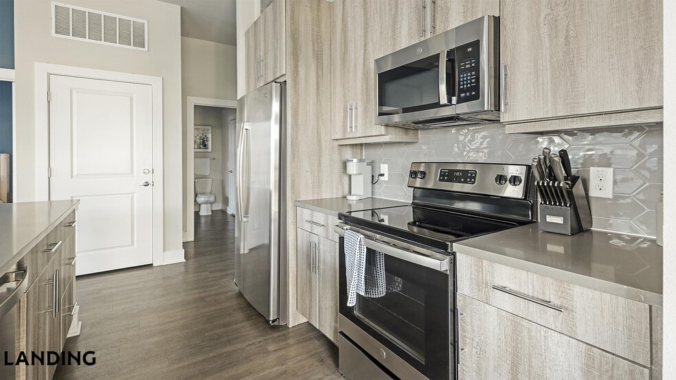 Building Photo - 1900 Airport Commerce Dr