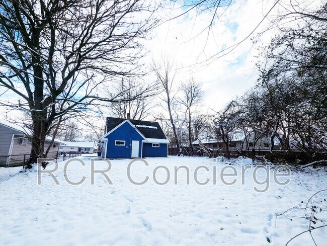 Building Photo - 2294 Minnesota Ave