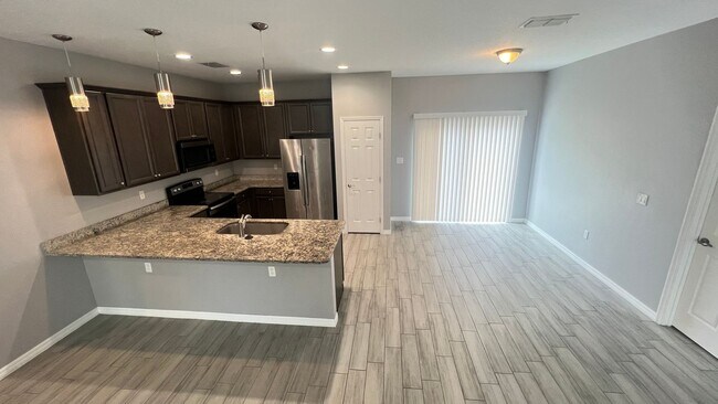 Building Photo - Beautiful 3 Bedroom, 2 Bathroom Home in Palm Bay!!