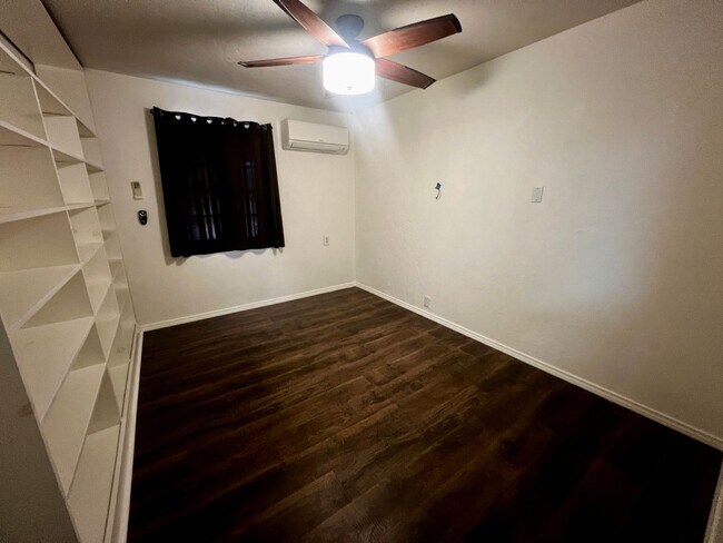 Building Photo - Charming 3-Bedroom Home for Rent in Landers, CA w SPA