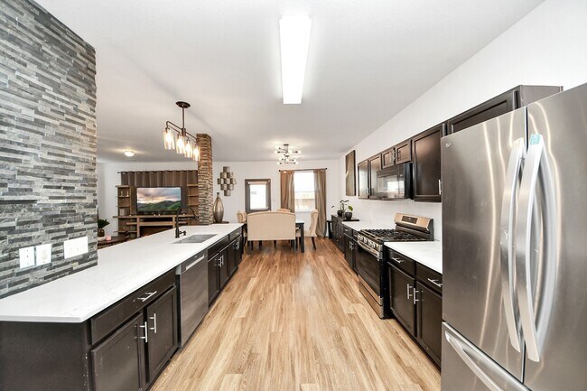 Building Photo - 18611 Cooper Ravine Wy