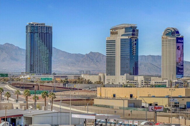 Building Photo - Panorama Towers Unit 602