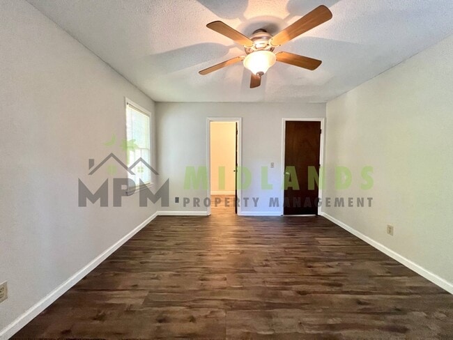 Building Photo - 6101 McMillan Cir