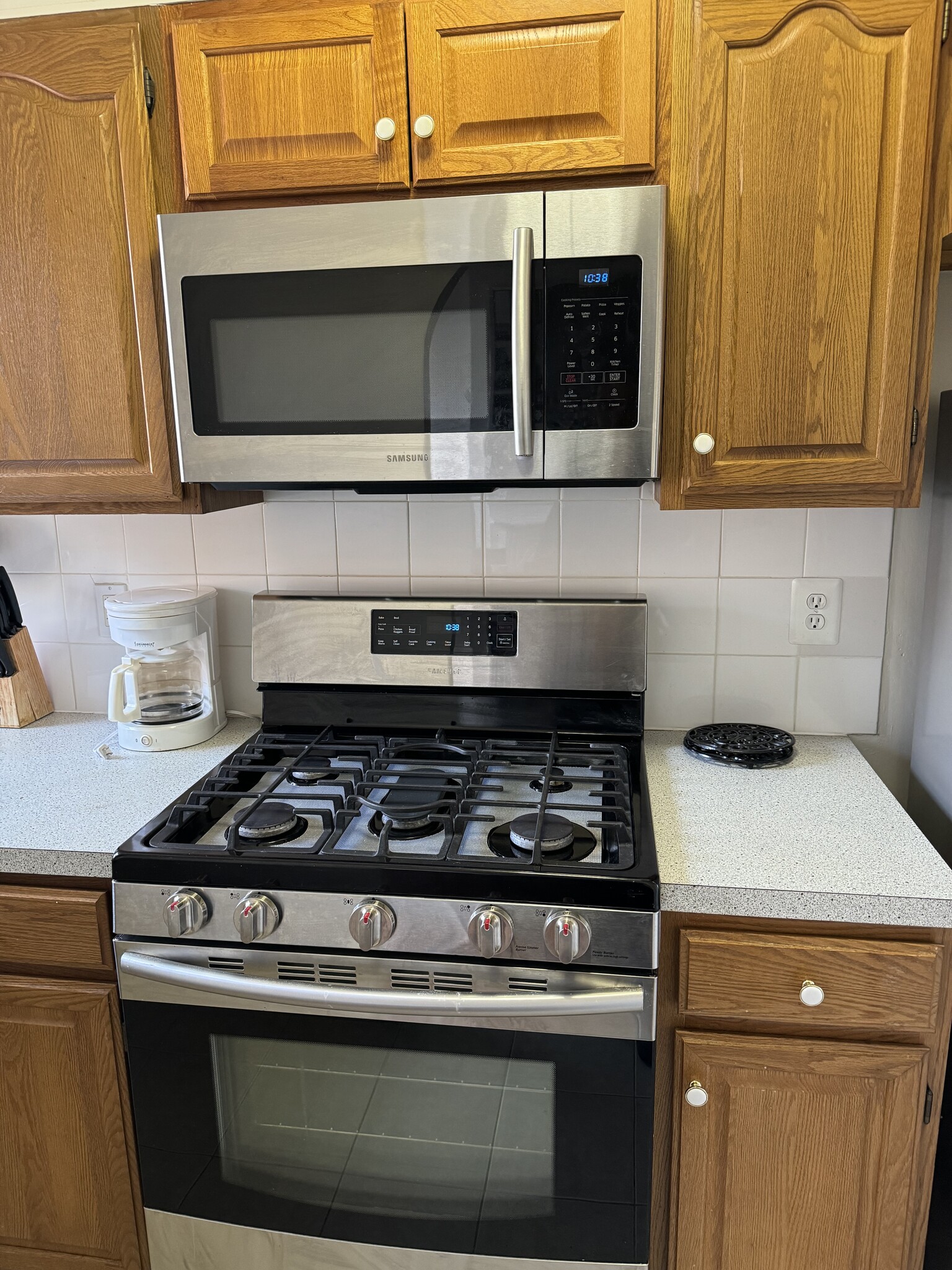 Building Photo - 373 4th St