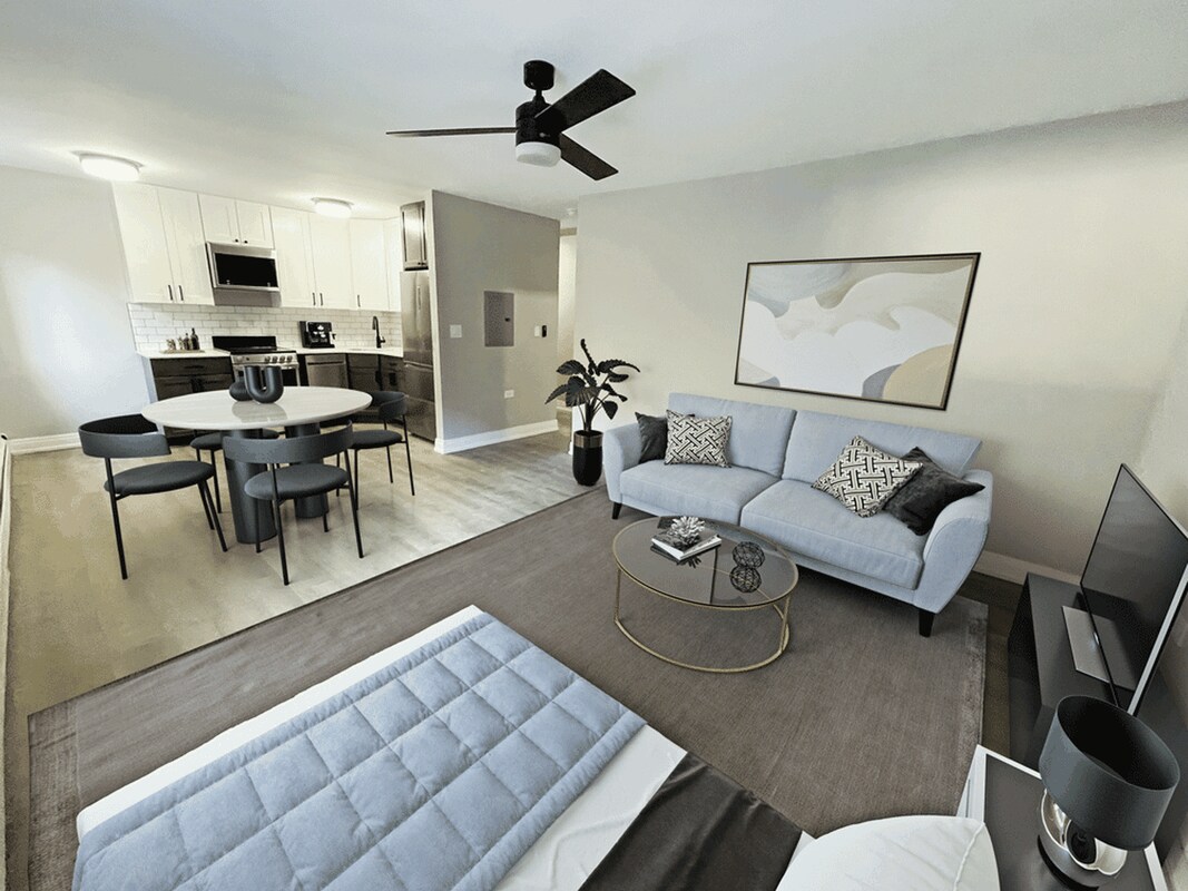 Building Photo - 5650 N Sheridan Rd