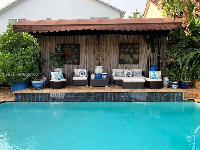 Building Photo - 7971 NW 186th Terrace