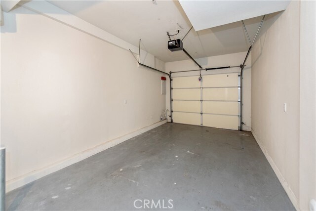 Building Photo - 94 Chantilly