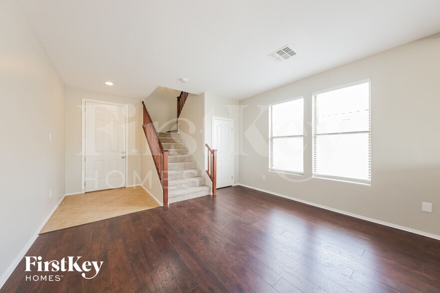 Building Photo - 25847 N 163rd Dr