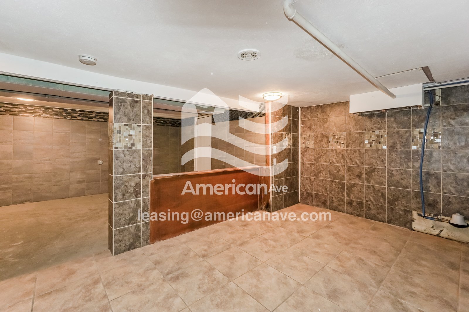 Building Photo - 3908 Leybourn Ave