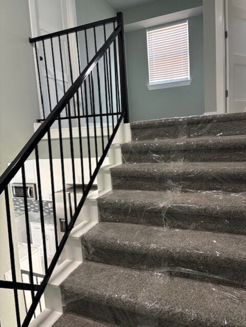 Building Photo - 161 S 10th St