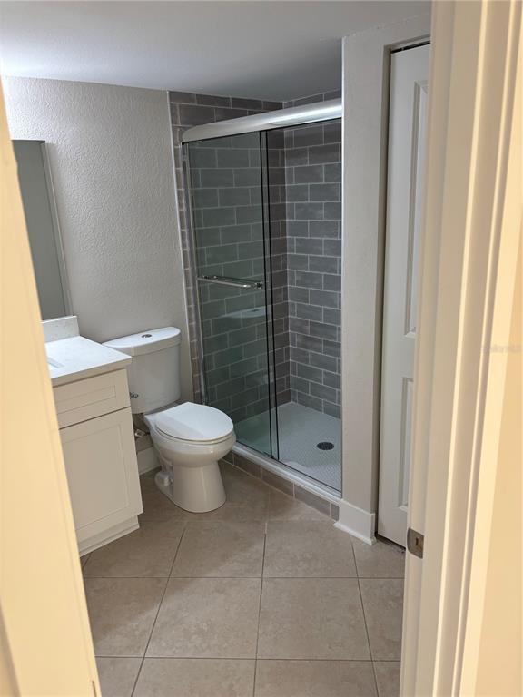 Building Photo - 7405 Bay Island Dr S