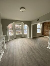 Building Photo - 9 Elberon Pl