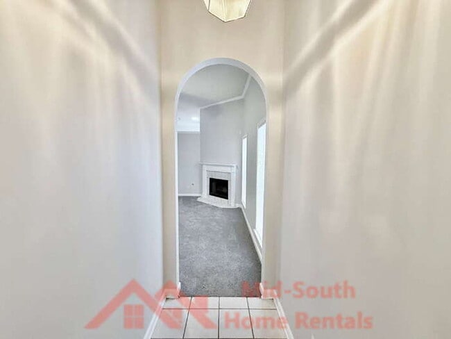 Building Photo - 2150 Berry Bush Ln