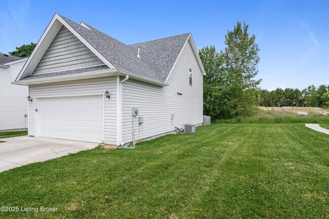 Building Photo - 10600 Evanwood Dr