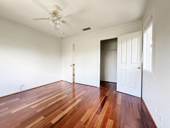 Building Photo - Spacious Ewa Beach Home with Central A/C