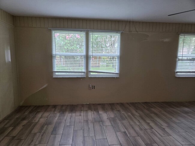 Building Photo - 1610 Pruitts Landing St